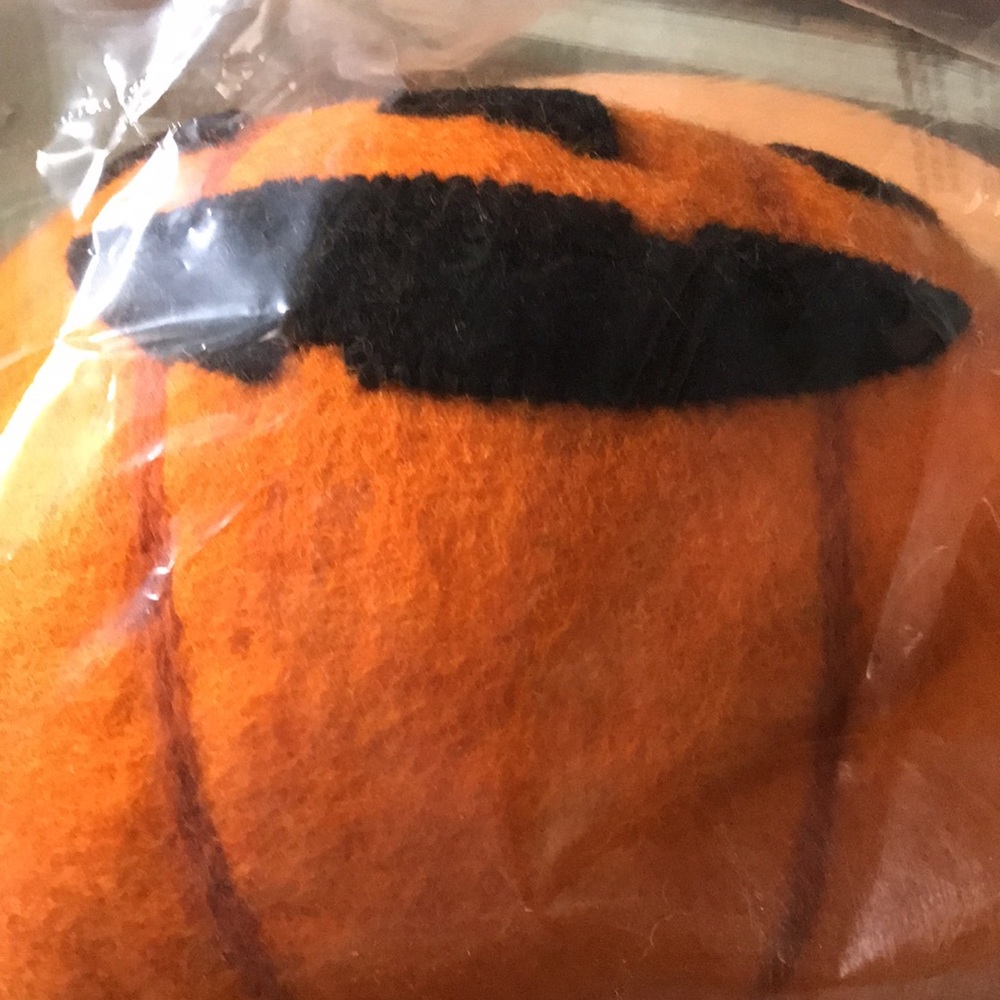 Pottery Barn kids Exclusive Handmade Orange Jack-O'-Lantern Wool Felt Pumpkin - Picture 16 of 16